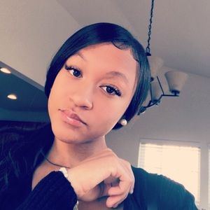 Meet your Posher, Daisjah